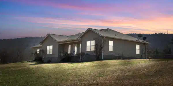 127 MOUNTAIN MEADOW Road