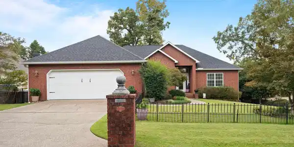 112 HUNTERSCOVE Terrace