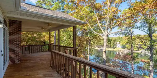 310 CHAPPEL HILL Road