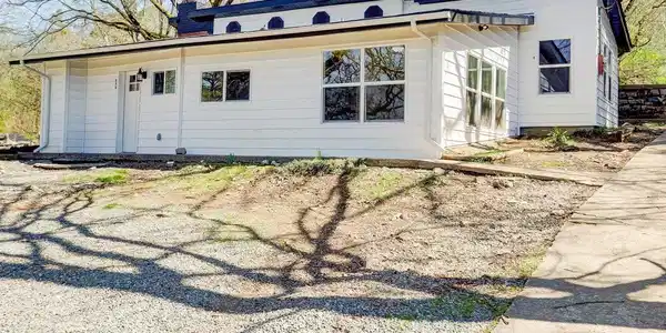 396 MUSIC MOUNTAIN Road