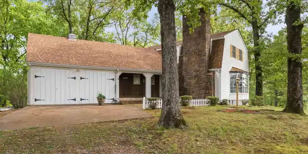 2742 HWY 270