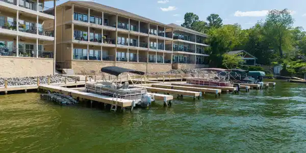 117 LOOKOUT Point