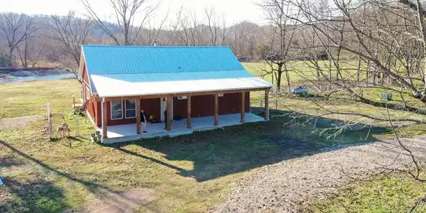 2261 HWY 8 W