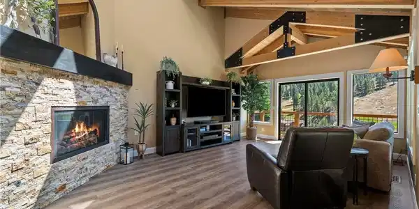 Image 2: Beautiful Architectural Beam frame the Great Room.