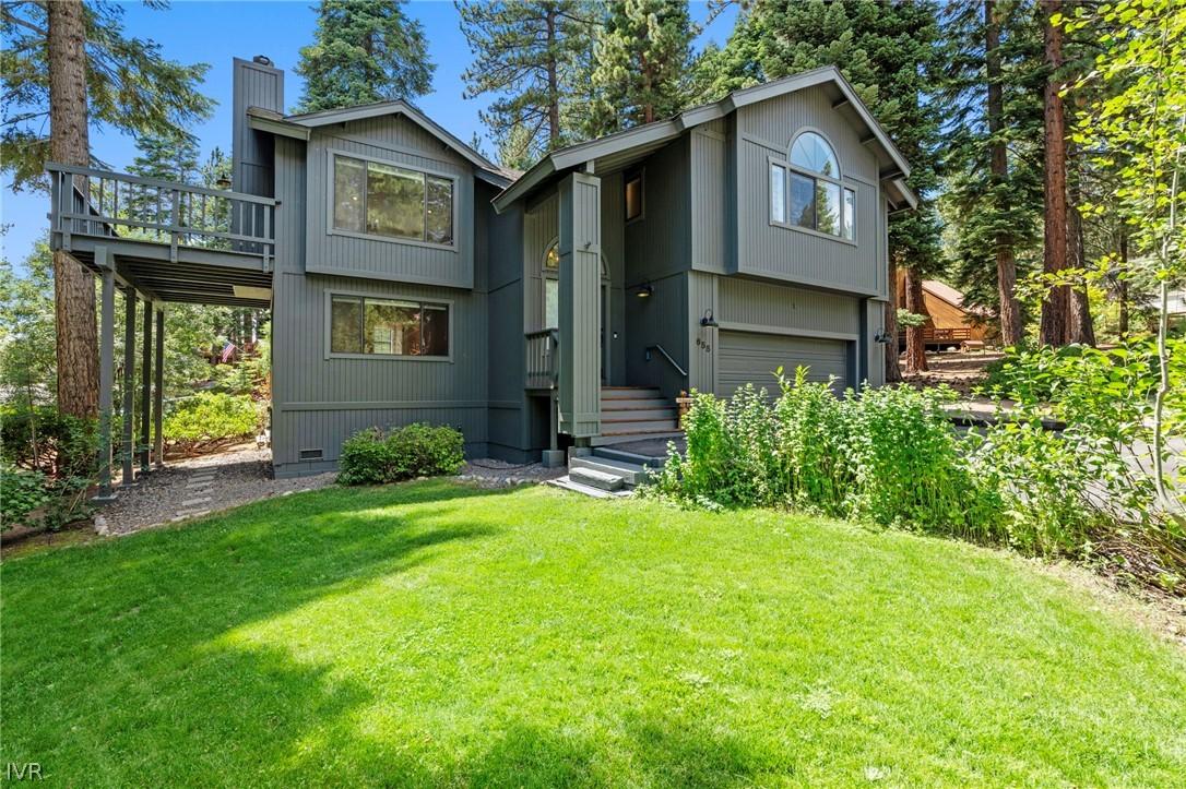 Image 2: Landscaped Yard