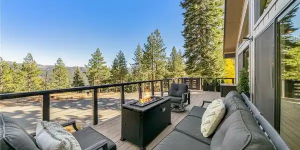 941 Dorcey Drive