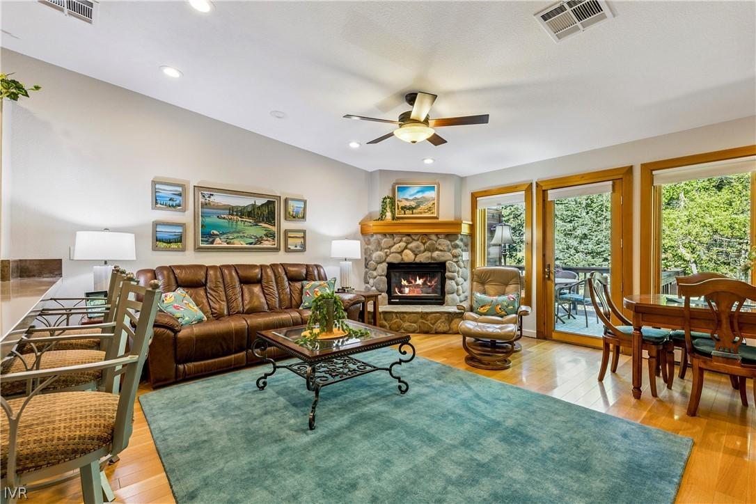 Image 1: Open Floor Plan