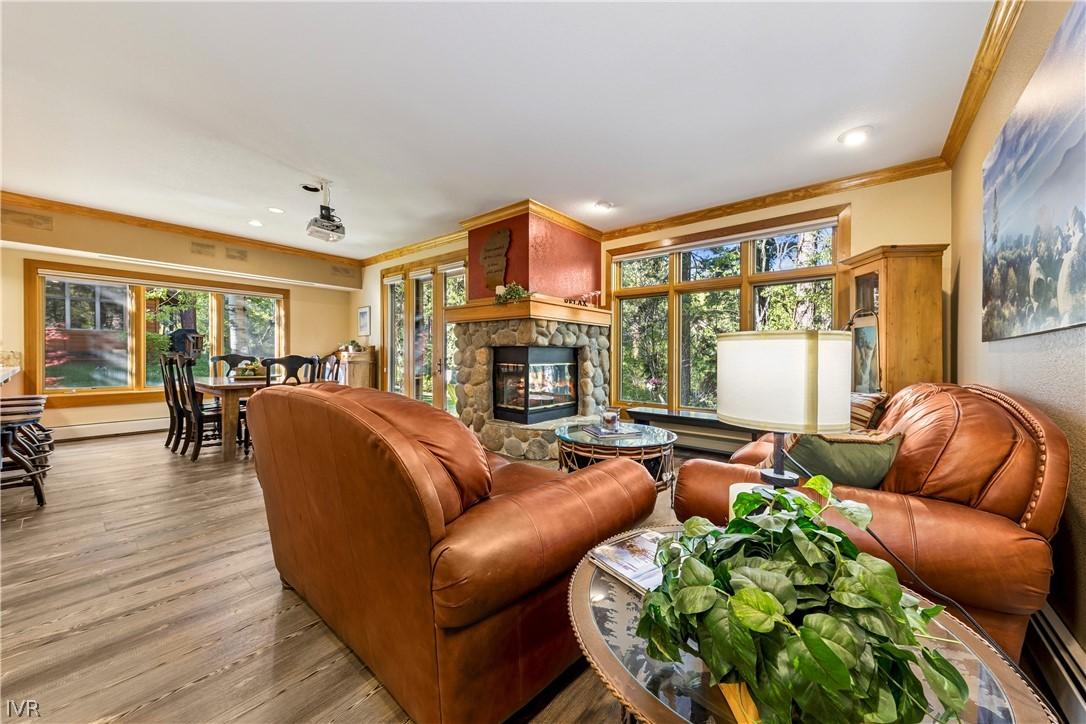 Image 4: Open Floor Plan