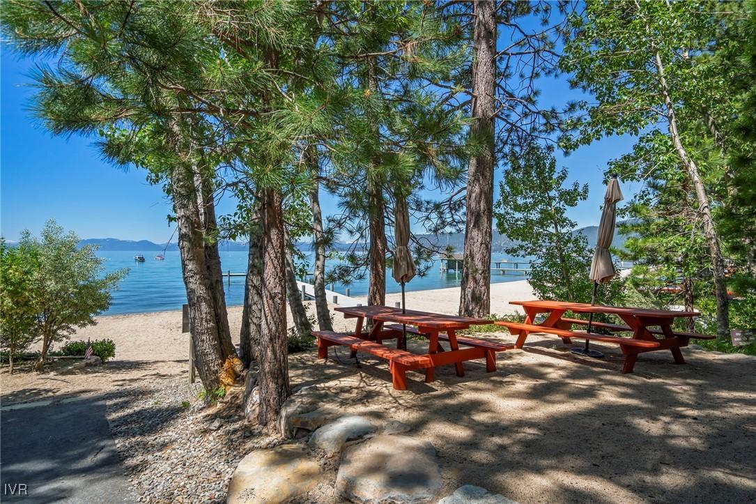Image 3: Private Beach and Picnic Areas