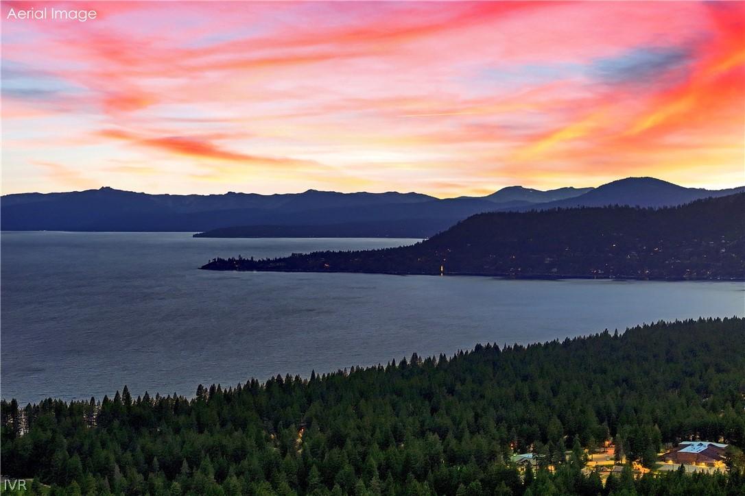 Image 4: Lake views
