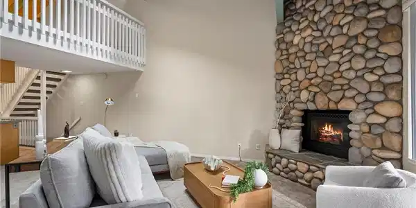 321 Ski Way