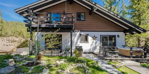 1309 Moritz Court