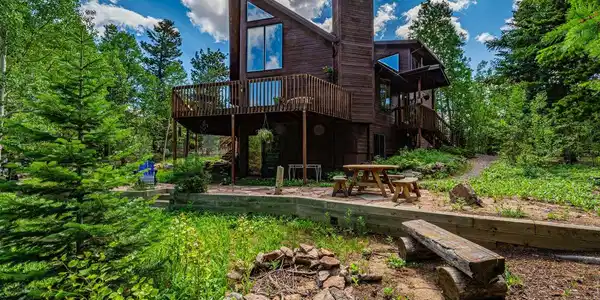 518 Meadow Mountain Dr