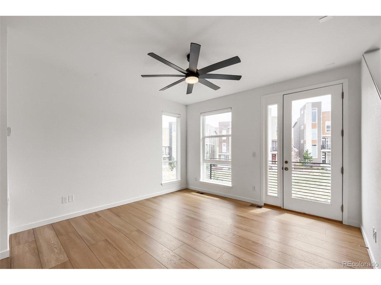 Image 4: Living Room Image 4: Living Room