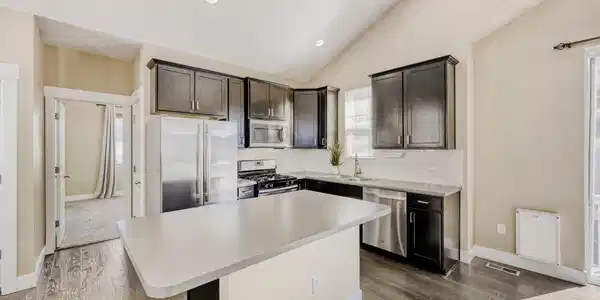 Image 2: Ready to move-in and pet friendly too! Image 2: Ready to move-in and pet friendly too!