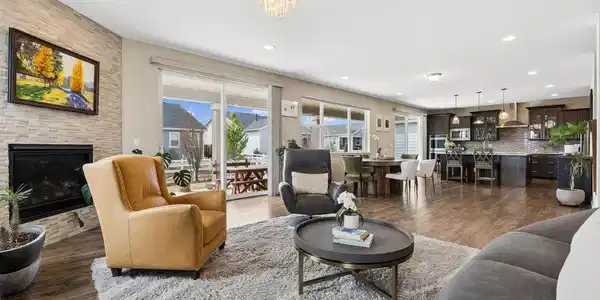 Image 3: The seller chose virtually every builder upgrade they could including light, bright, 2-sliding door access to the South-facing backyard. Image 3: The seller chose virtually every builder upgrade they could including light, bright, 2-sliding door access to the South-facing backyard.