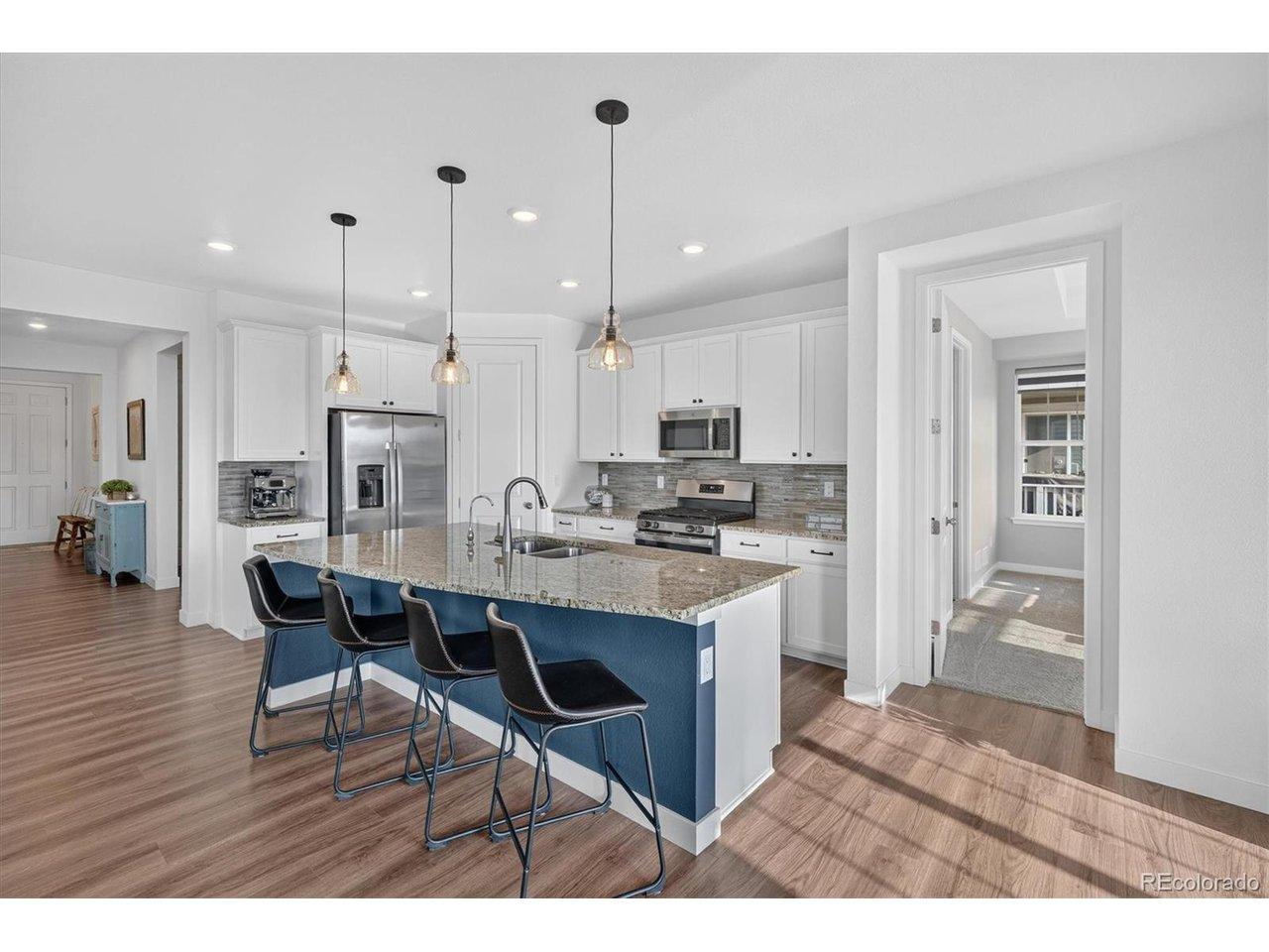 Image 4: Open Concept Kitchen Image 4: Open Concept Kitchen
