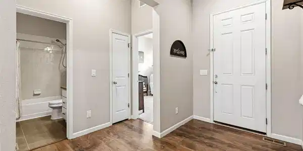 Image 4 Image 4