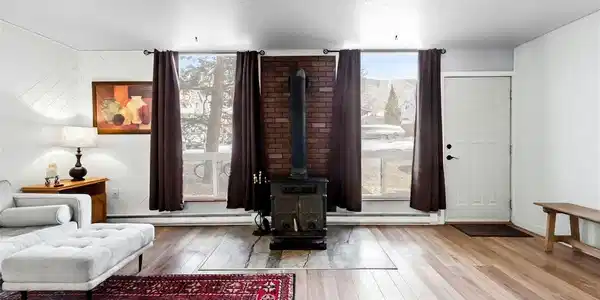 Image 2: Living room Image 2: Living room