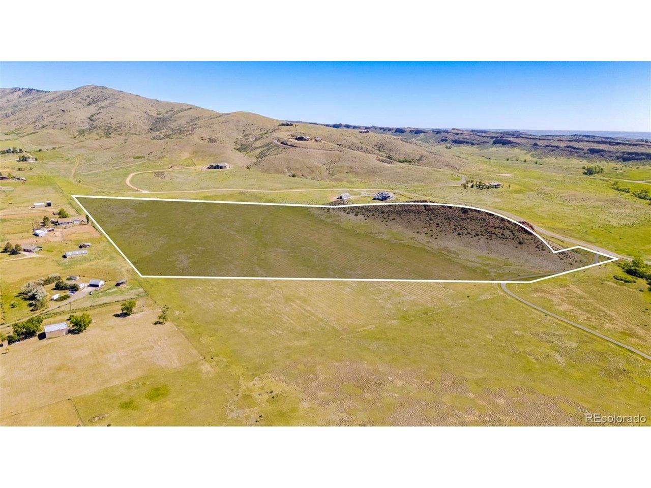 Image 3: With 35 acres of usable land and dramatic natural features, the possibilities are as expansive as the views themselves. Image 3: With 35 acres of usable land and dramatic natural features, the possibilities are as expansive as the views themselves.