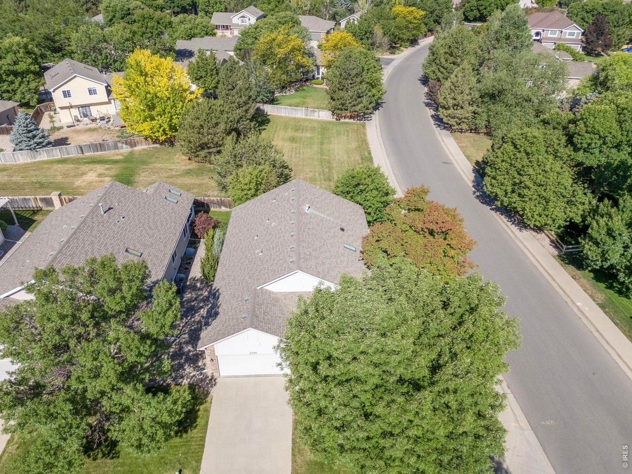 Image 4: Premium Corner lot backs to a well-maintained green belt. Image 4: Premium Corner lot backs to a well-maintained green belt.