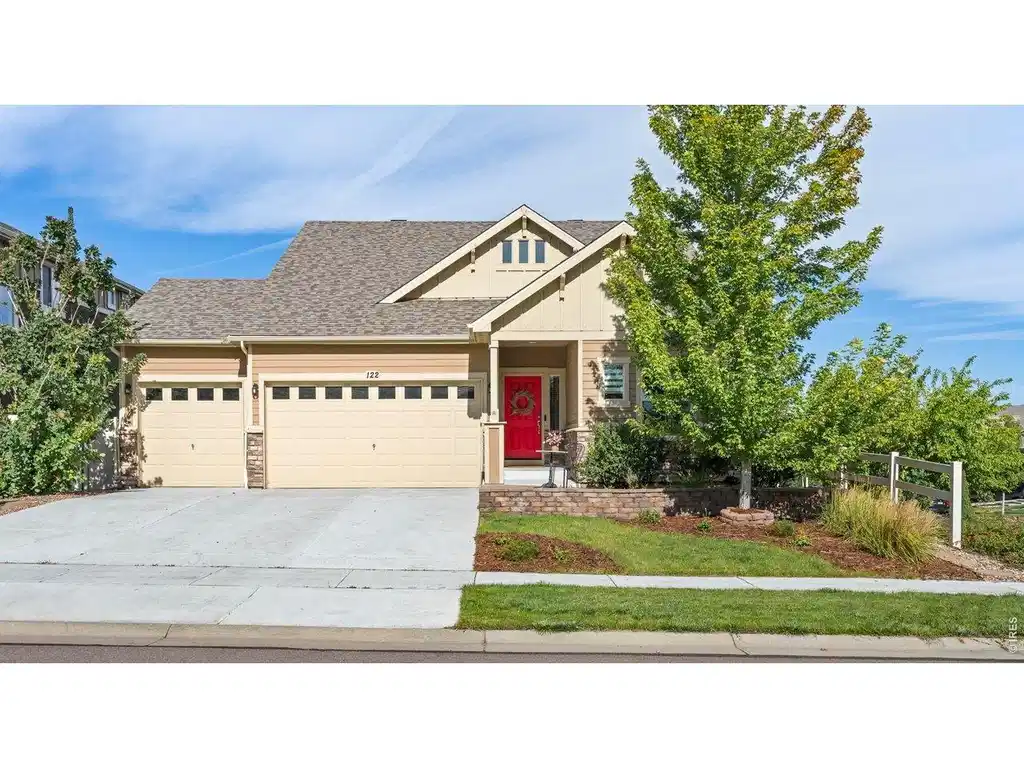 Image 1: Welcome to 122 Poppy View Ln! A gorgeous 2017 home, on a corner lot, w/ mountain views! Image 1: Welcome to 122 Poppy View Ln! A gorgeous 2017 home, on a corner lot, w/ mountain views!