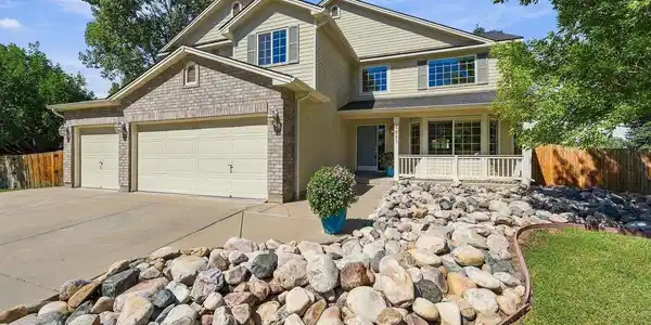 4863 Barn Owl Dr