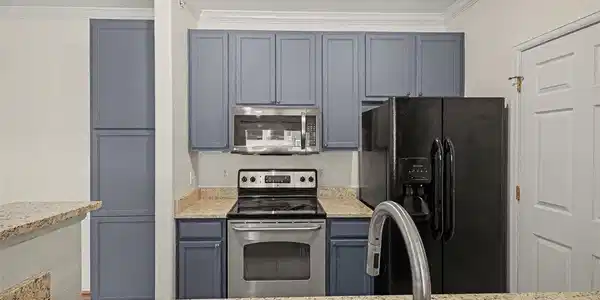 Image 4: All kitchen appliances included Image 4: All kitchen appliances included