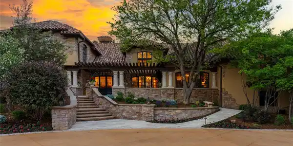 45 Charlou Cir