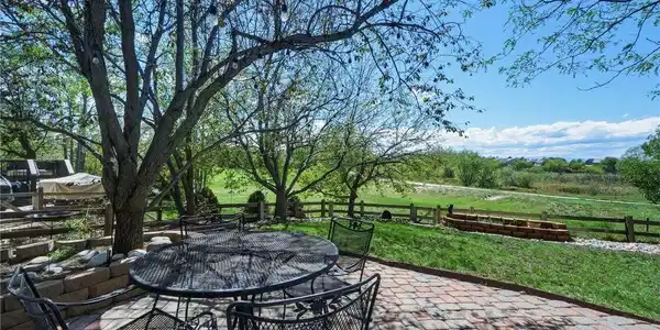 Image 2: Patio and mountain views