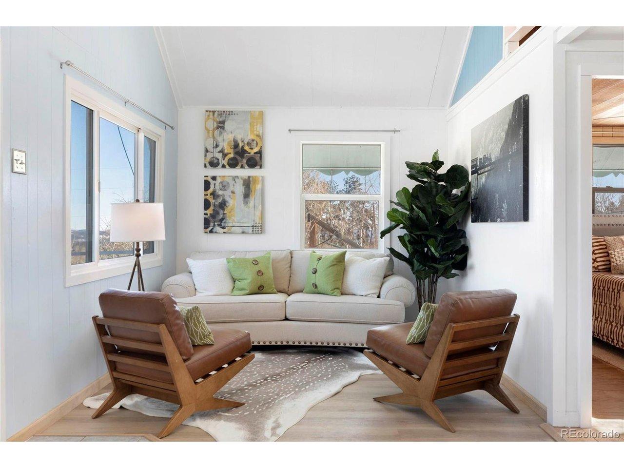 Image 3: Living Room Image 3: Living Room