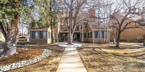 4705 Spine Rd