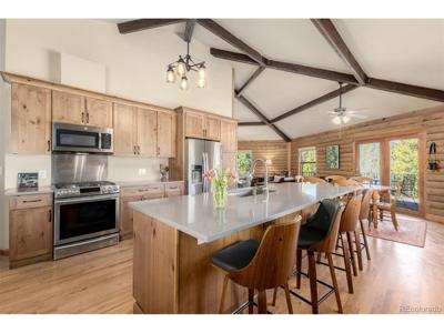 260 Pine Dr