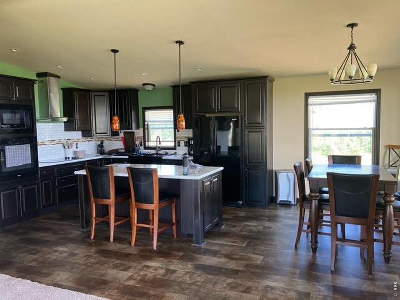 Image 3: Kitchen w/Island and Dining Area Image 3: Kitchen w/Island and Dining Area