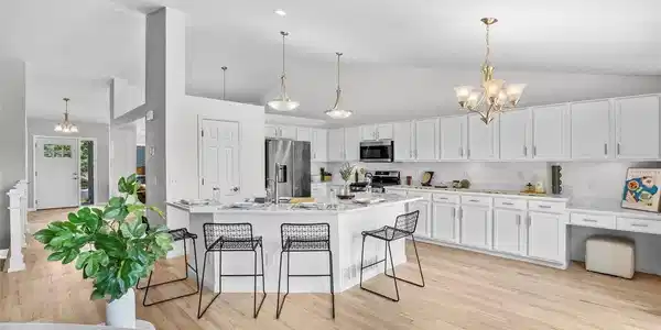 Image 2: Updated and open layout in the kitchen/living room Image 2: Updated and open layout in the kitchen/living room