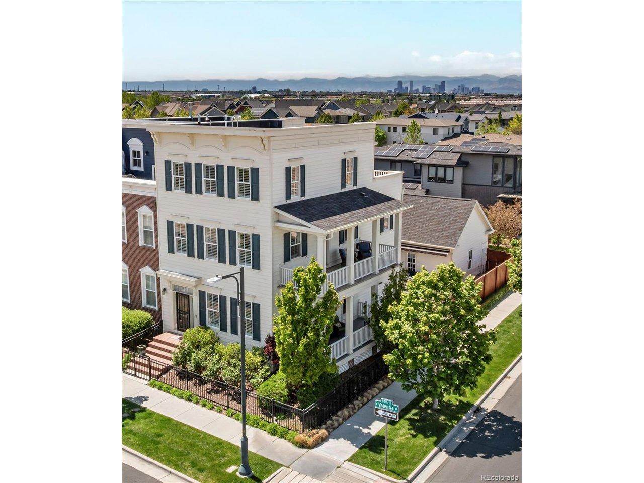 Image 1: Rooftop deck to enjoy expansive mountain range views Image 1: Rooftop deck to enjoy expansive mountain range views