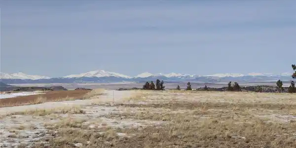 Image 4: Amazing Vistas