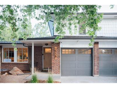 2938 Loma Pl