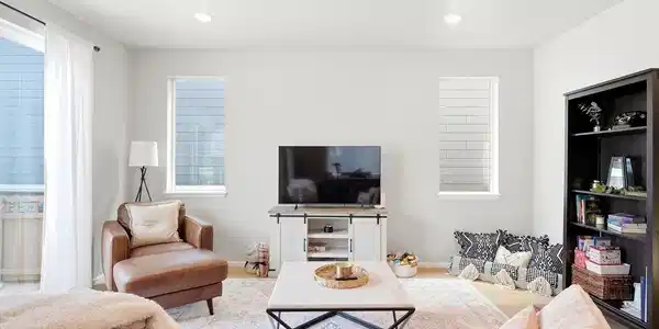 Image 3: Living Room Image 3: Living Room