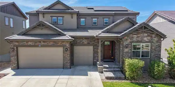 3086 Yale Dr