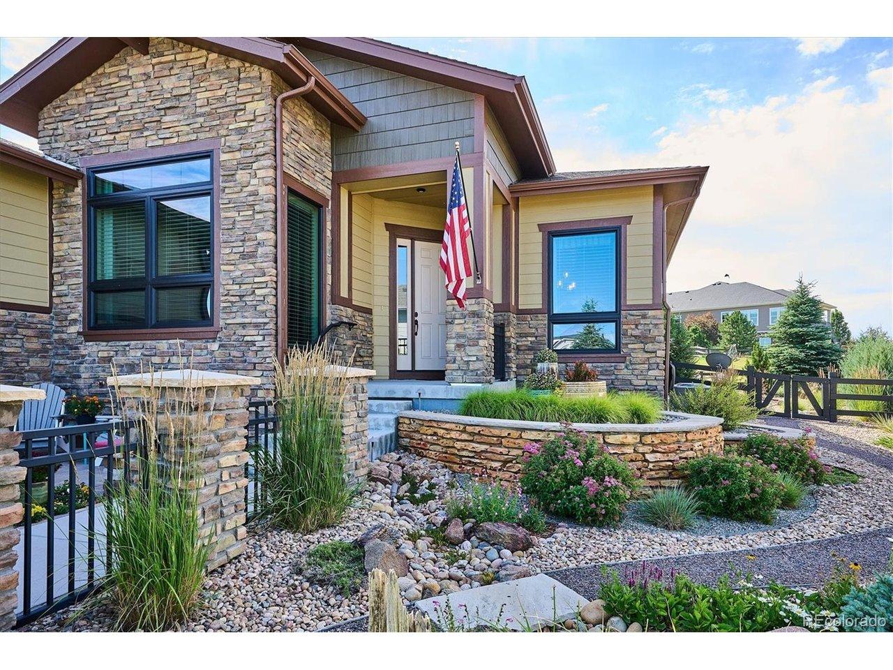 Image 2: Beautifully updated throughout, new high quality windows, newer exterior paint Image 2: Beautifully updated throughout, new high quality windows, newer exterior paint