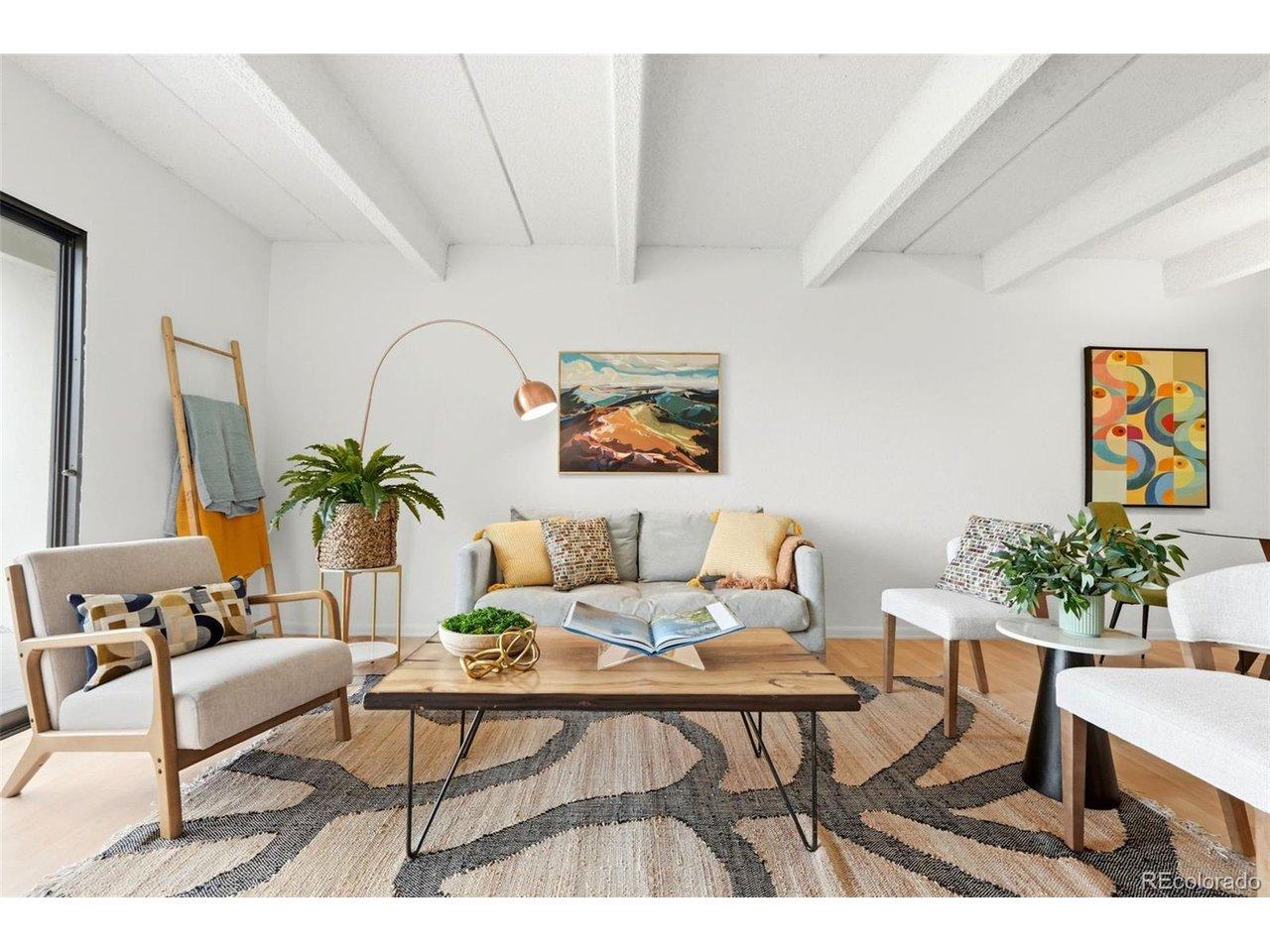 Image 2: 777 Washington #505 is your downtown oasis Image 2: 777 Washington #505 is your downtown oasis
