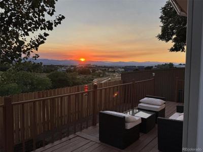 556 Longfellow Ln