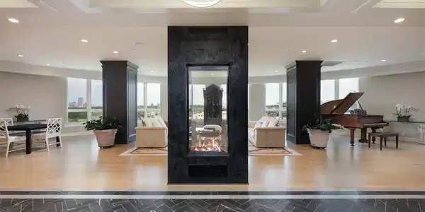 Image 3: Polished marble flooring, soaring ceilings and panoramic skyline welcomes you into this amazing Penthouse Image 3: Polished marble flooring, soaring ceilings and panoramic skyline welcomes you into this amazing Penthouse