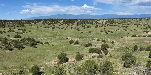 Railroad Springs Rd