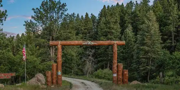 Image 2: Heading to the house through Cottonwood Canyon Gate. Image 2: Heading to the house through Cottonwood Canyon Gate.