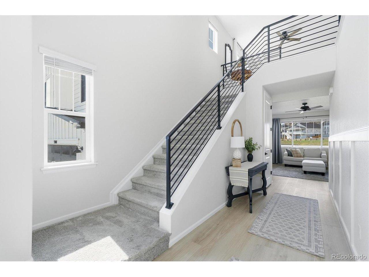 Image 3: welcoming entrance Image 3: welcoming entrance