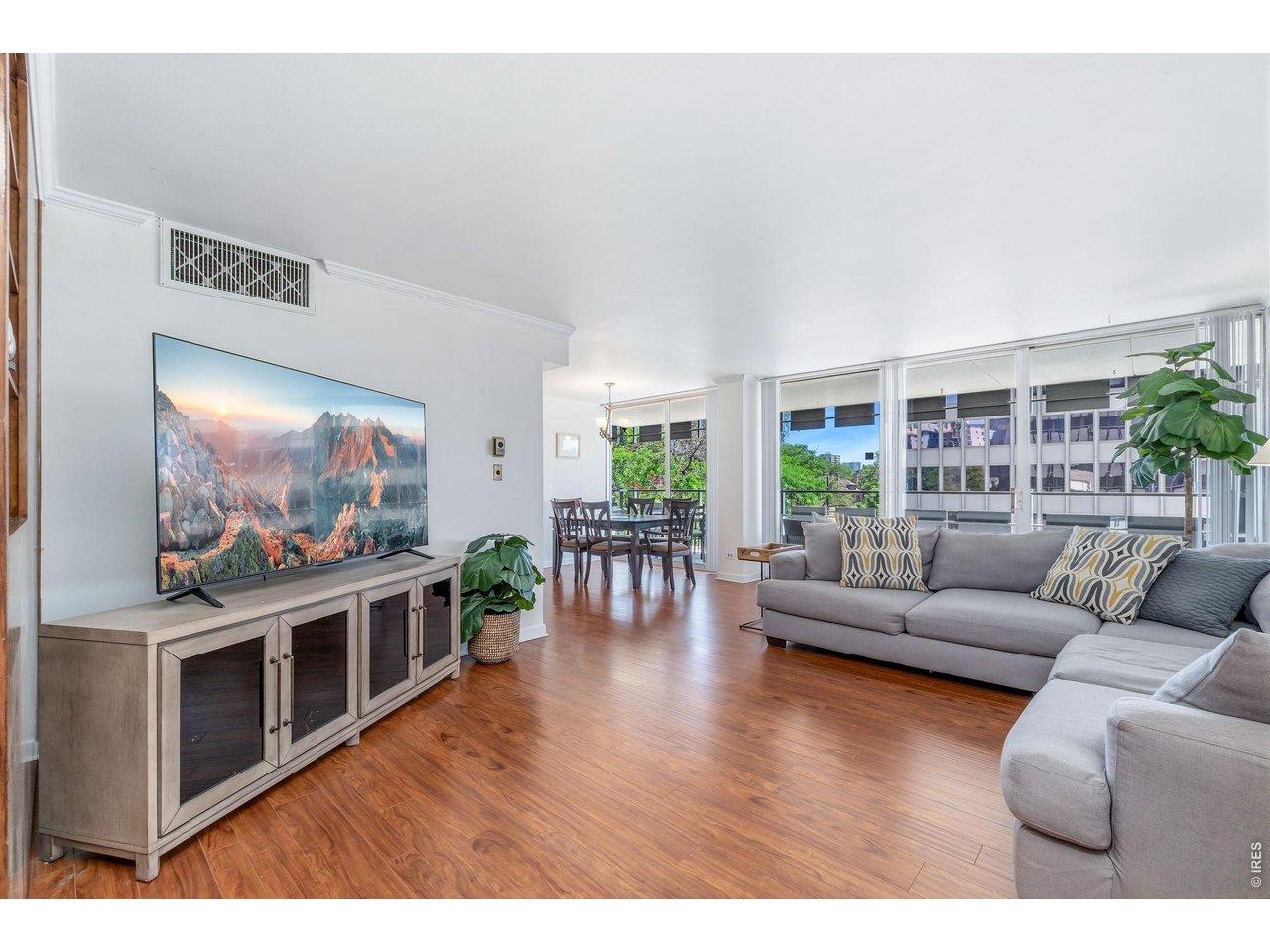 Image 1: Living room