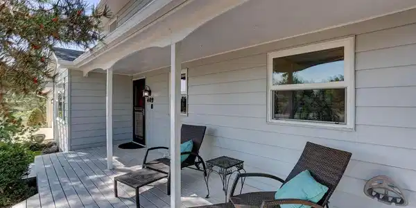 Image 2: COVERED FRONT PORCH Image 2: COVERED FRONT PORCH