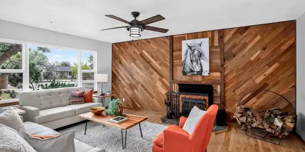 Image 4: LIVING ROOM Image 4: LIVING ROOM